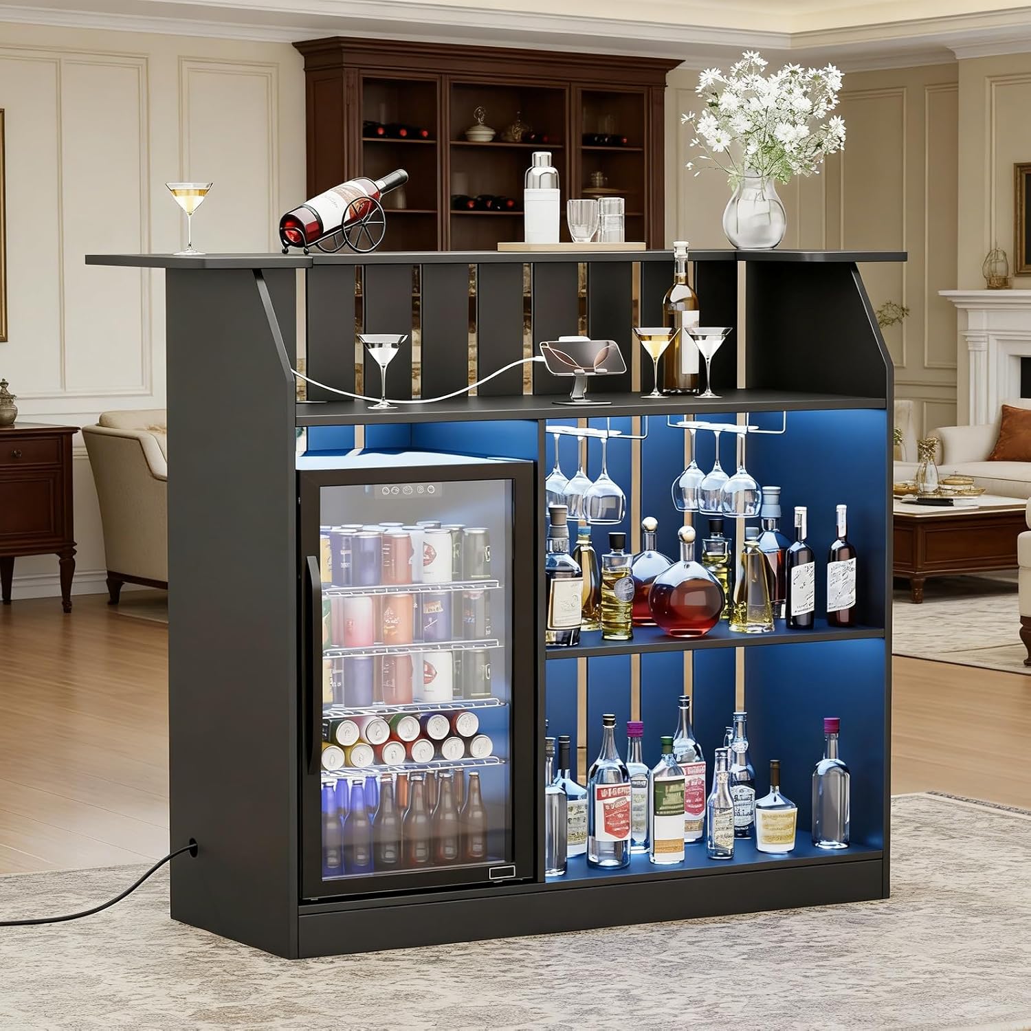 Home Bar And Fridge - طاولة بار على شكل حرف U